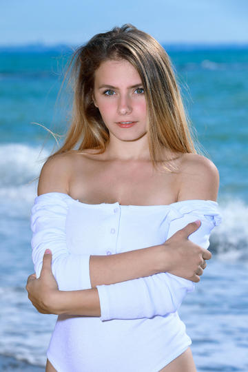 日本嫩草小电影